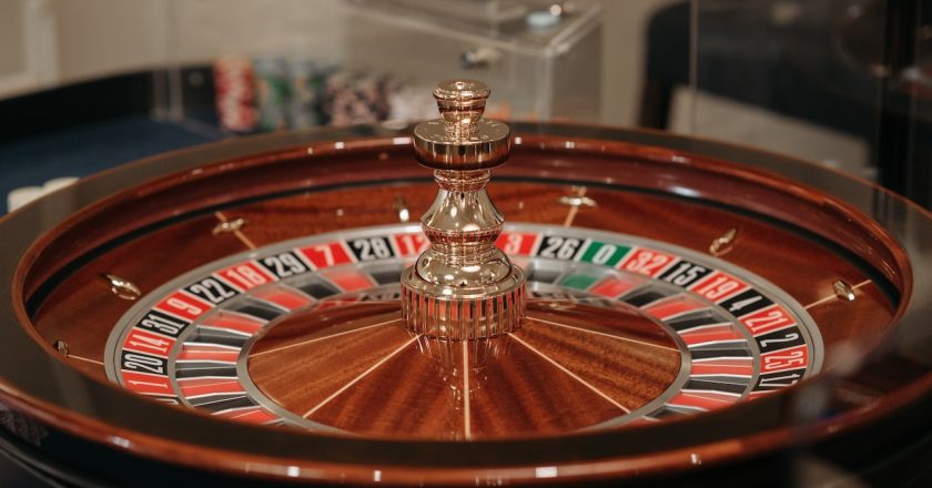 How to Play Roulette in Online Casinos